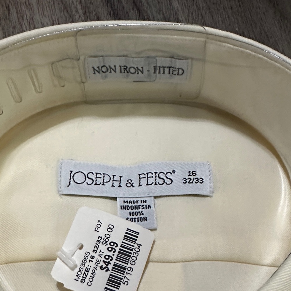 Joseph & Feiss Men's Cream Dress Shirt - Picture 4 of 4